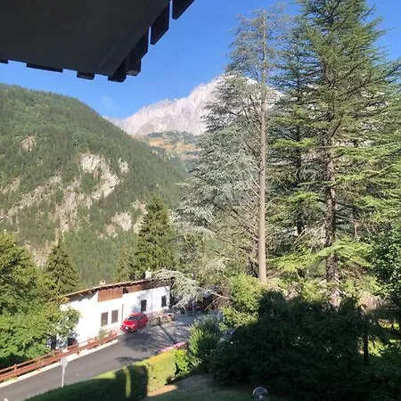 Un Nido Accogliente Con Vista Verrand